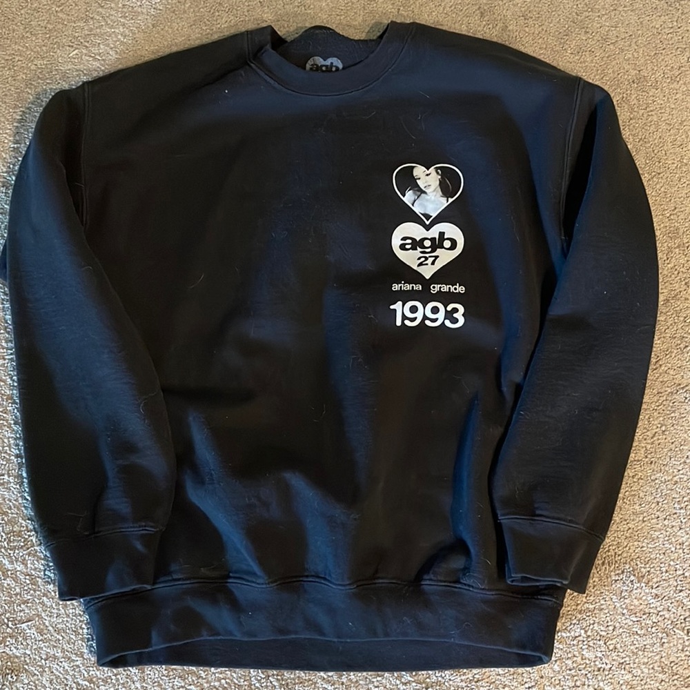 Ariana Grande crewneck